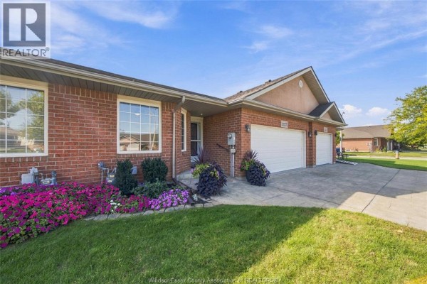 11125 Firgrove, Windsor