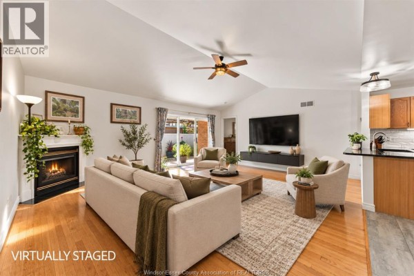 3pc Ensuite bath - 11125 Firgrove, Windsor, ON N8P1T1 Photo 5