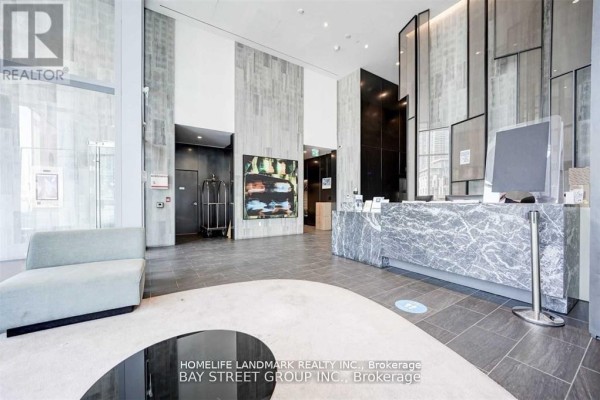 1113 - 27 Bathurst Street, Toronto, ON M5V2P1 Photo 2