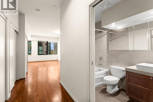 1113 1333 W Georgia Street, Vancouver, BC V6E4V3 Photo 5