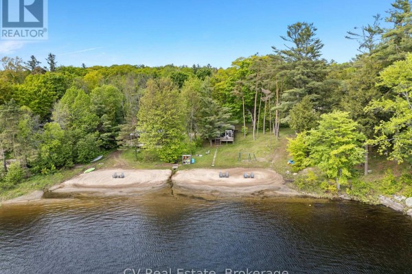 1113 Moon River Road, Muskoka Lakes, ON, photo 2