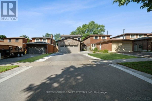 1114 Cedarcroft Crescent, Pickering, ON, photo 2