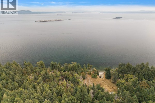 1114 Rainforest Lane, Sidney Island, BC A1A1A1 Photo 3