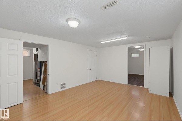 Bedroom 3 - 11147 78 Av Nw, Edmonton, AB T6G0M5 Photo 5