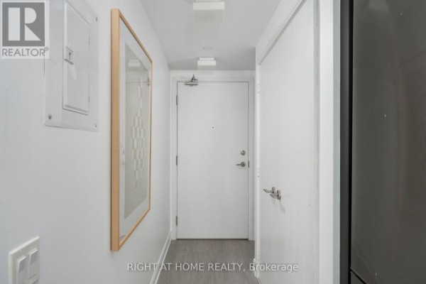 Primary Bedroom - 1115 - 181 Dundas Street E, Toronto, ON M5A0N5 Photo 4