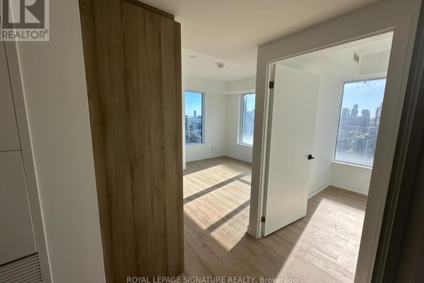 1115 - 319 Jarvis Street, Toronto, ON M5B2C2 Photo 3