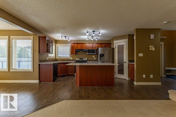 Primary Bedroom - 1115 117a St Sw Sw, Edmonton, AB T6W0B9 Photo 5