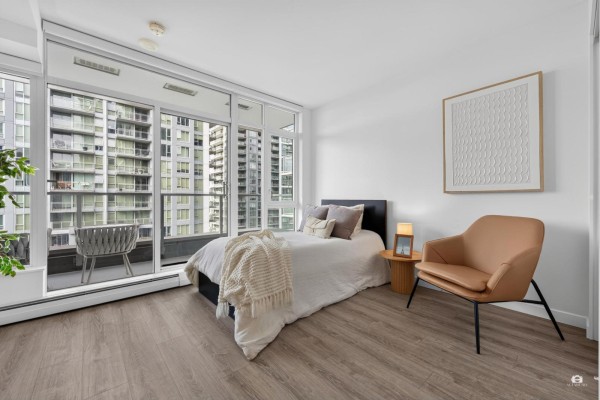 1115 13350 Central Avenue, Surrey