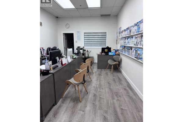 1115 4540 No. 3 Road, Richmond, BC V6X4E4 Photo 3