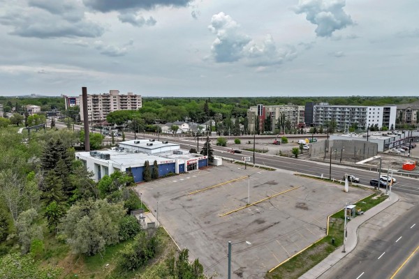 11150 82 St., N.w., Edmonton, AB T5B0G1 Photo 4