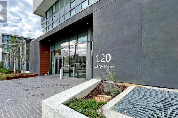 1116 - 120 Varna Drive, Toronto, ON, photo 2