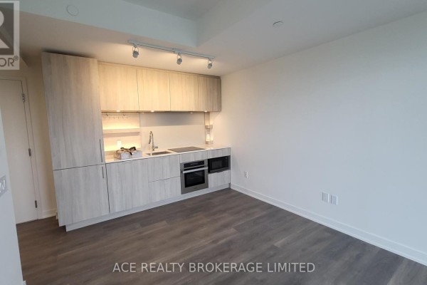 1116 - 28 Ann Street, Mississauga, ON, photo 2