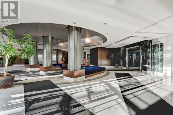 1117 - 410 Queens Quay W, Toronto, ON, photo 2