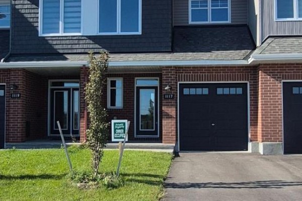 1117 Cope Drive, Ottawa, ON K2S3E9 Photo 2
