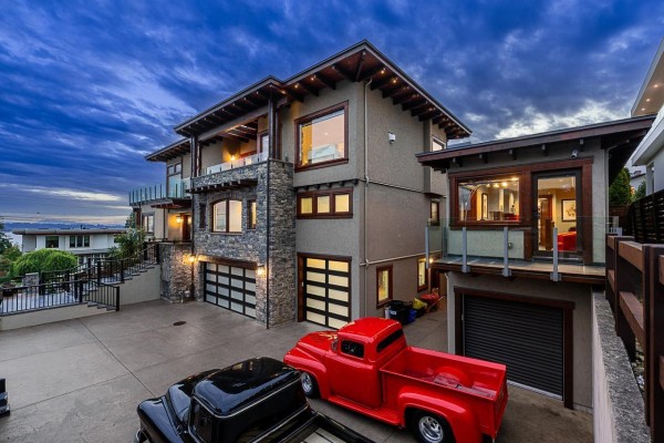 1117 Parker Street, White Rock, BC V4B4R8 Photo 3
