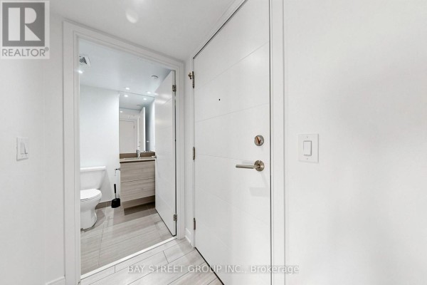 Den - 1118 - 525 Adelaide Street W, Toronto, ON M5V1M7 Photo 5