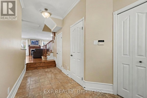 Kitchen - 1118 Lichen Avenue, Ottawa, ON K4A4A5 Photo 5