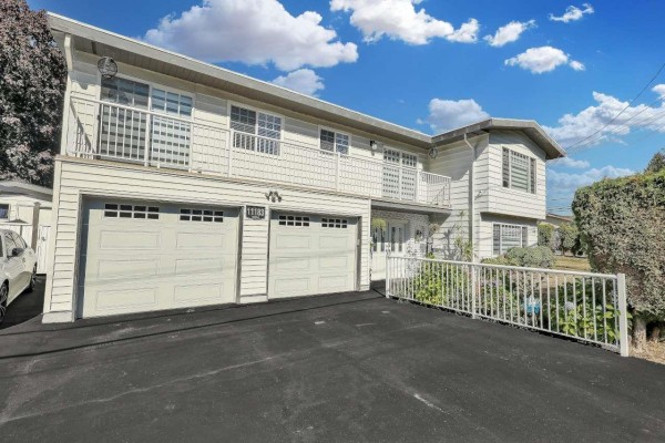 11183 74a Avenue, Delta, BC V4C7C4 Photo 2