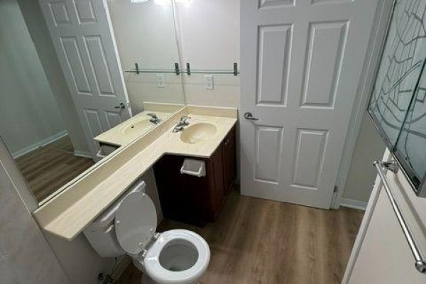 Primary Bedroom - 1119 - 230 Queens Quay, Toronto, ON M5J2X1 Photo 4