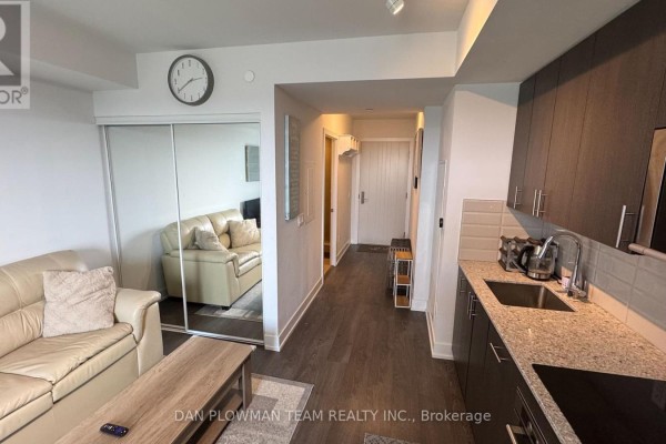 Laundry room - 1119 - 2550 Simcoe Street N, Oshawa, ON L1L0R5 Photo 4