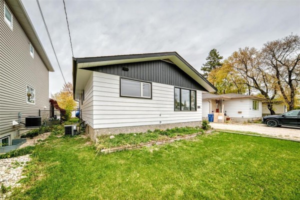 Eat in kitchen - 1119 Pandora Avenue, Winnipeg, MB R2C1N4 Photo 4
