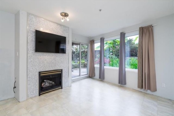 1119 Vidal Street, White Rock, BC V4B3T4 Photo 4