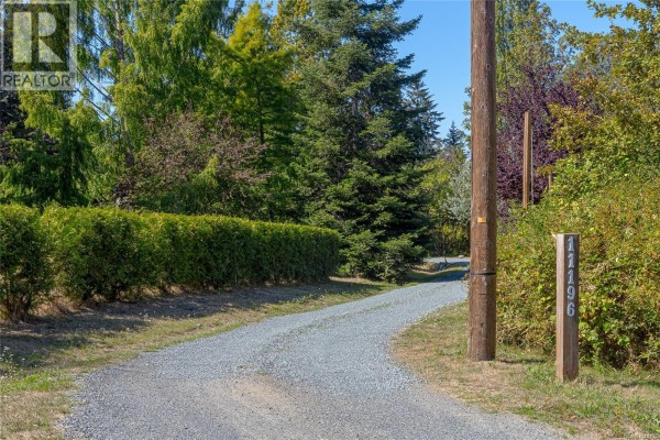 Workshop - 11196 North Watts Rd, Saltair, BC V9G1Y6 Photo 2