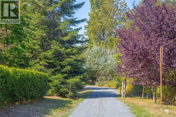 Balcony - 11196 North Watts Rd, Saltair, BC V9G1Y6 Photo 3