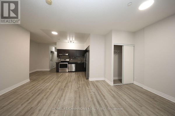 Kitchen - 112 - 2150 Lawrence Avenue, Toronto, ON M1R3A7 Photo 5