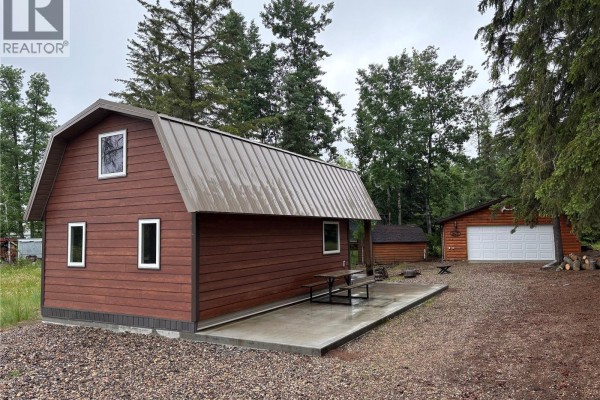 112 & 116 Bruce Place, Turtle View, SK, photo 2