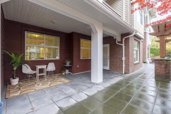 112 17712 57a Avenue, Surrey, BC V3S1J1 Photo 3