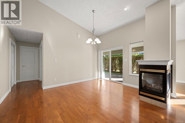 Laundry room - 112 44 Anderton Ave, Courtenay, BC V9N2G8 Photo 5