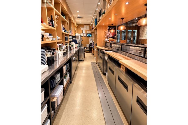 11792 Confidential Street, Vancouver, BC V0V0V0 Photo 3
