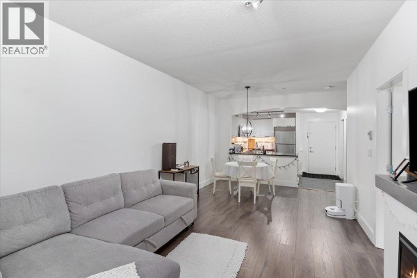 112 7478 Byrnepark Walk, Burnaby, BC V3N0B5 Photo 4