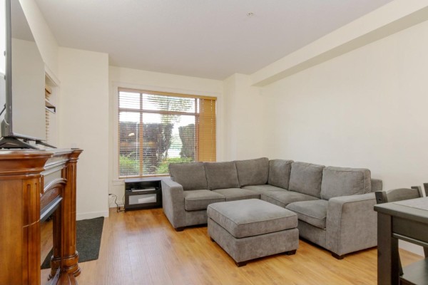 112 8328 207a Street, Langley, BC V2Y0K5 Photo 3