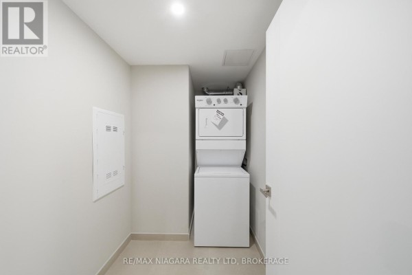 Bathroom - 112 C - 155 Hagar Street, Welland, ON L3B5V9 Photo 5