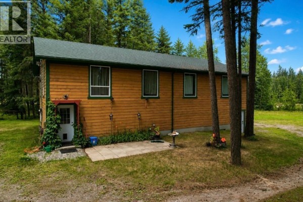 112 Corey Road, Quesnel, BC, photo 2