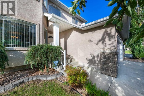 Breakfast - 112 Cove Crescent, Chestermere, AB T1X1J5 Photo 2