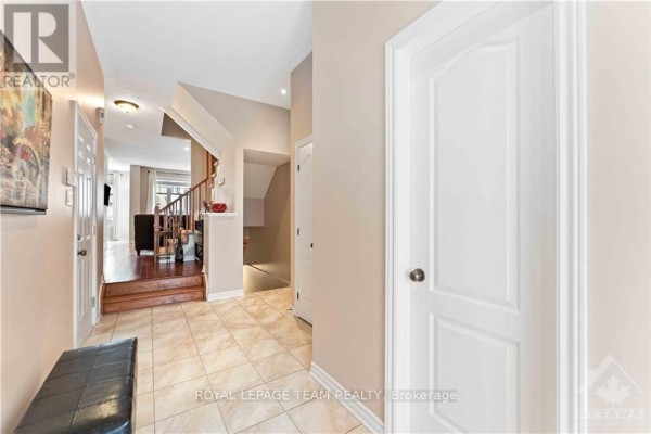 Dining room - 112 Furness Way, Ottawa, ON K2G7E4 Photo 4
