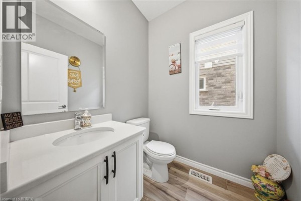 4pc Bathroom - 112 Honey Street, Cambridge, ON N1T0C6 Photo 4