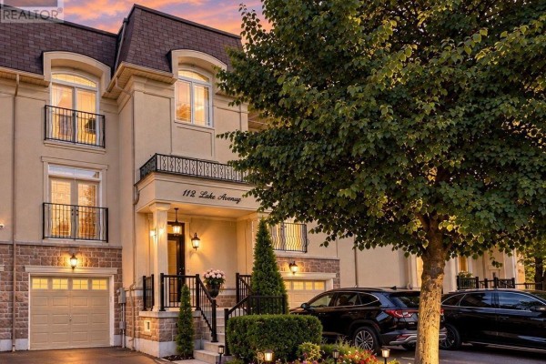 112 Lake Avenue, Richmond Hill