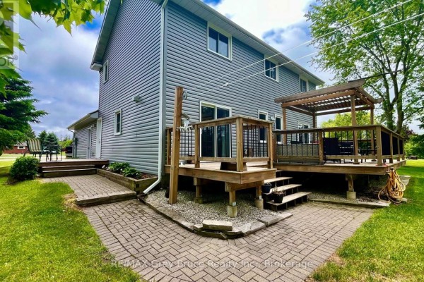 112 Mary Avenue, Georgian Bluffs, ON, photo 3