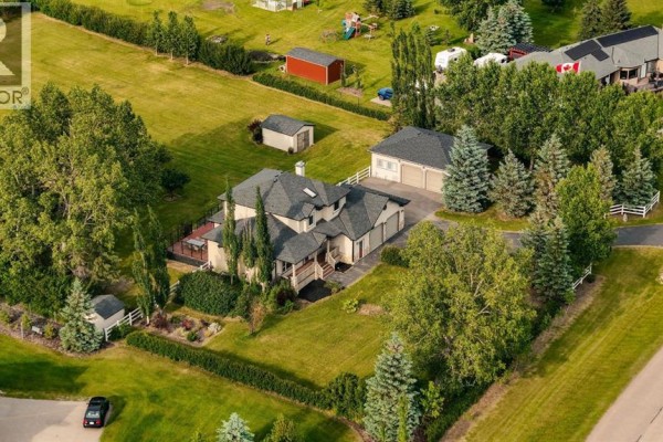 112 Pinto Lane Se, Airdrie, AB, photo 2