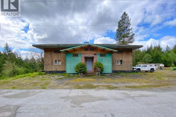 112 Rainbow Lake, Port Edward, BC V0V1G0 Photo 4