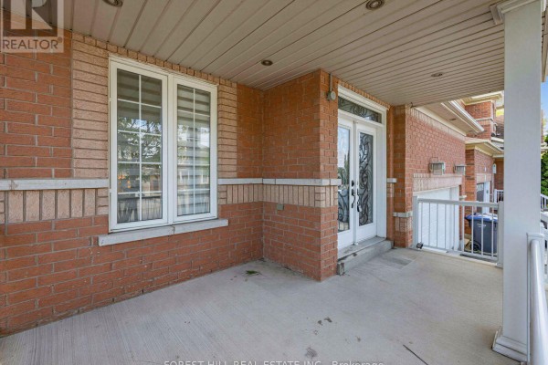 112 Stoneylake Avenue, Brampton, ON L6V4S3 Photo 3