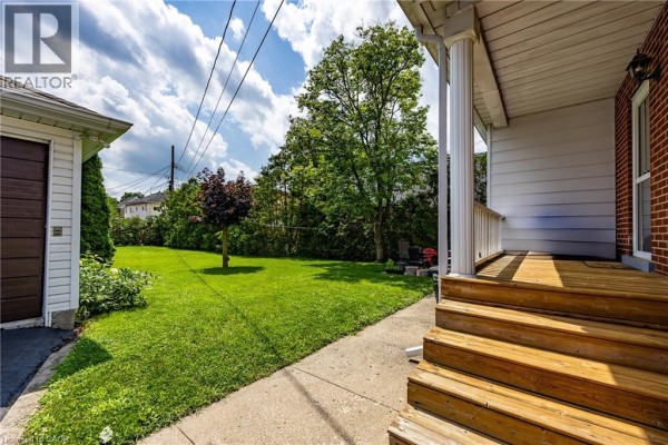 112 Talbot Road, Delhi, ON N4B1Z9 Photo 5