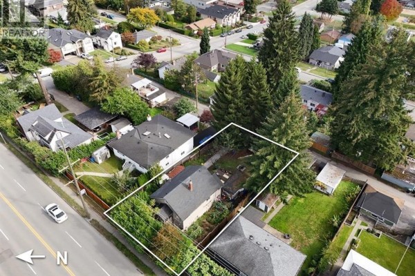 112 Tenth Avenue, New Westminster, BC V3L2B1 Photo 2