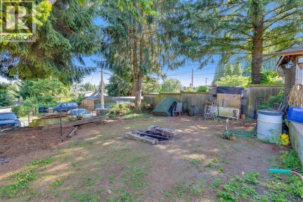 112 Tenth Avenue, New Westminster, BC V3L2B1 Photo 4