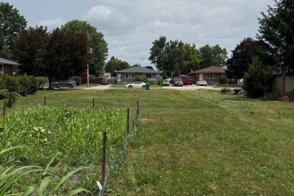 112 Victoria Street, Southwest Middlesex, ON N0L1M0 Photo 5