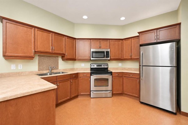 112 Willowlane Drive, Brandon, MB R7B0N4 Photo 4